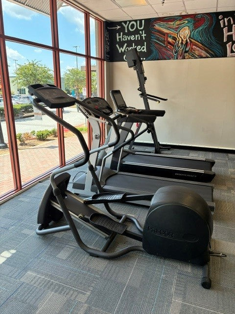 Pre-Owned Precor EFX 5.21 Elliptical