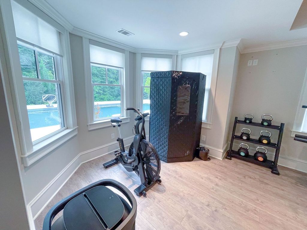 Michael Penix Jr.'s Home Gym